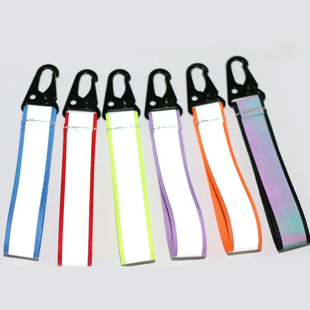 1PC Streamer Reflective Keychains High Visibility Safety Reflector Bag Pendant Keyings Accessories For Kids Women Men Gifts